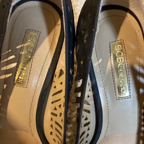 BCBG black peekaboo heels - Picture 10 of 10